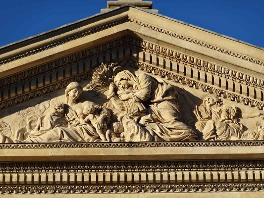 fronton