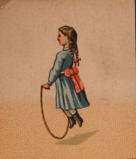 fille à la corde à sauter